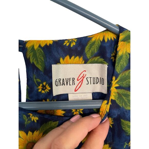 Susan Graver Short Sleeve Yellow Sunflower Print Top Size Large - Picture 5 of 6